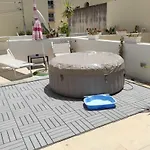 With Private Terrace, Jacuzzi & Views * Mosta