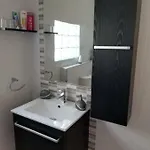 With Private Terrace, Jacuzzi & Views Mosta