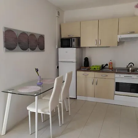 With Private Terrace, Jacuzzi & Views Apartment